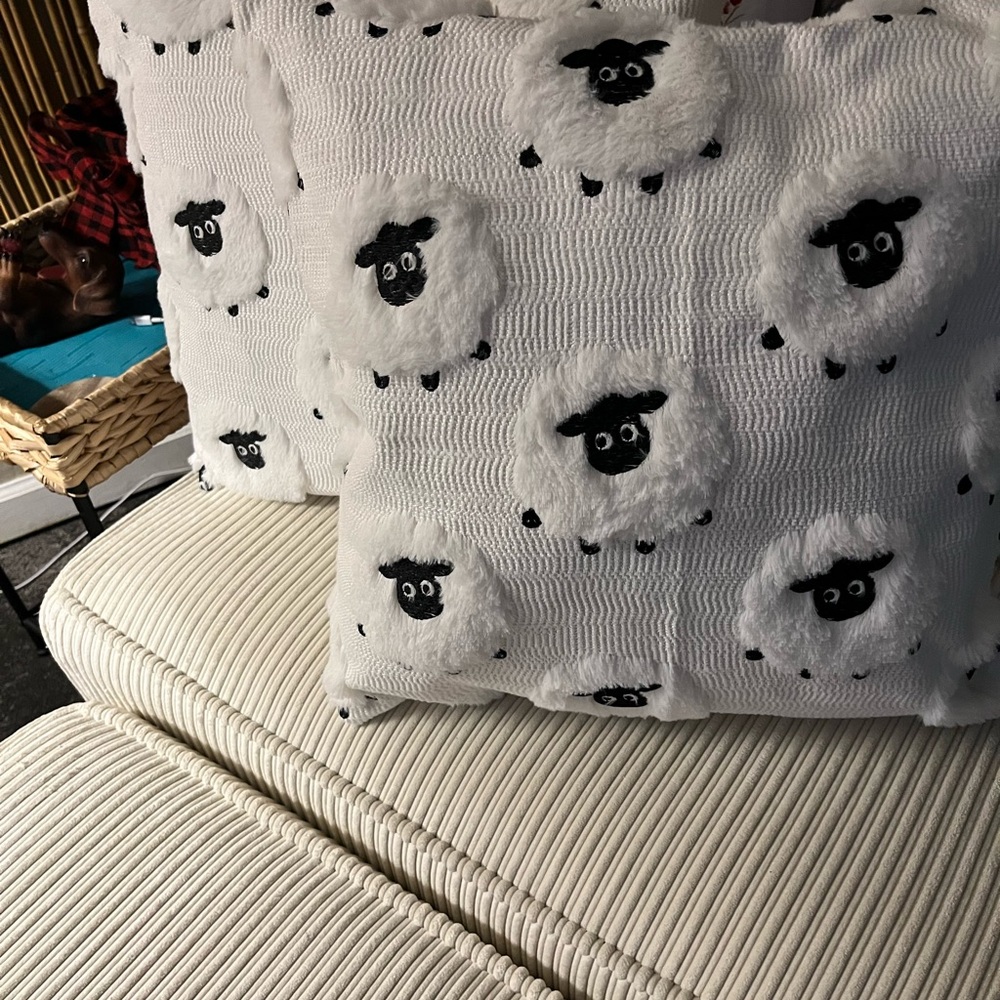 White Sheep Pattern Pillow